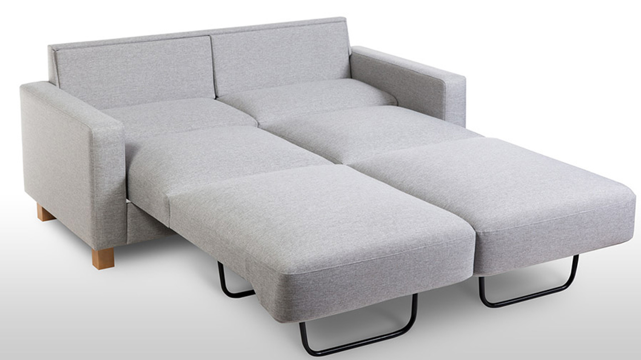 Designing Vertical Storage for Small Spaces Online